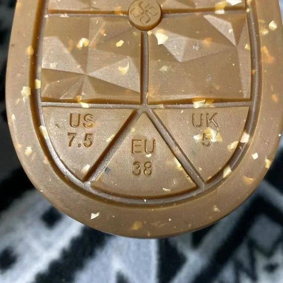 Rue 5850 Leather Sneaker Made in Turkey Size 7.5 - Picture 8 of 12